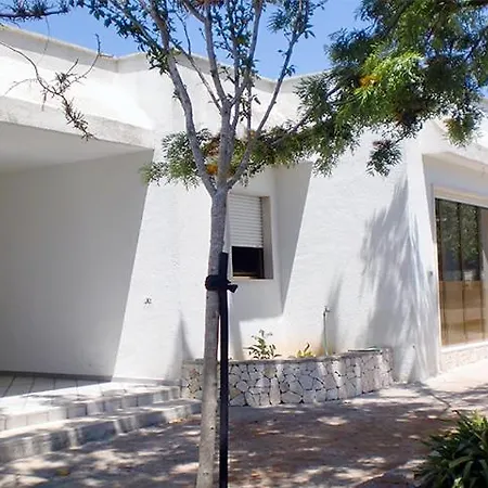 Villeriunite - Ginestra Dom wakacyjny